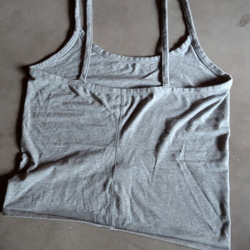 Everlane The Supima® Form Spaghetti Strap Cami | M / Mid Heather Grey - Picture 9 of 16